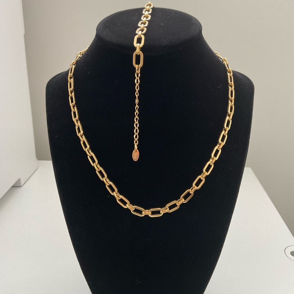 18K Stunning Jewelry Set